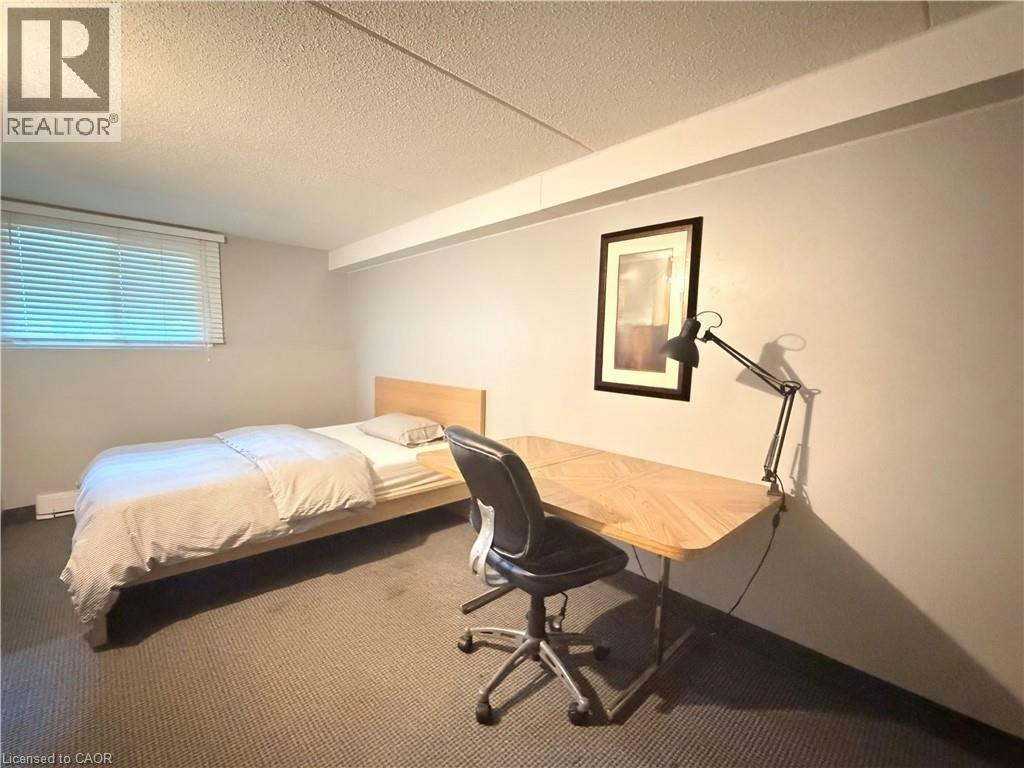 115-30 Hickory Street E, Waterloo, ON, N2J 4L4 - 12