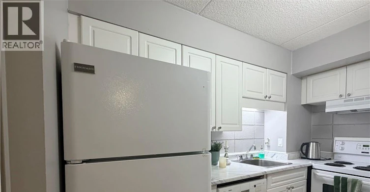 115-30 Hickory Street E, Waterloo, ON, N2J 4L4 - 9