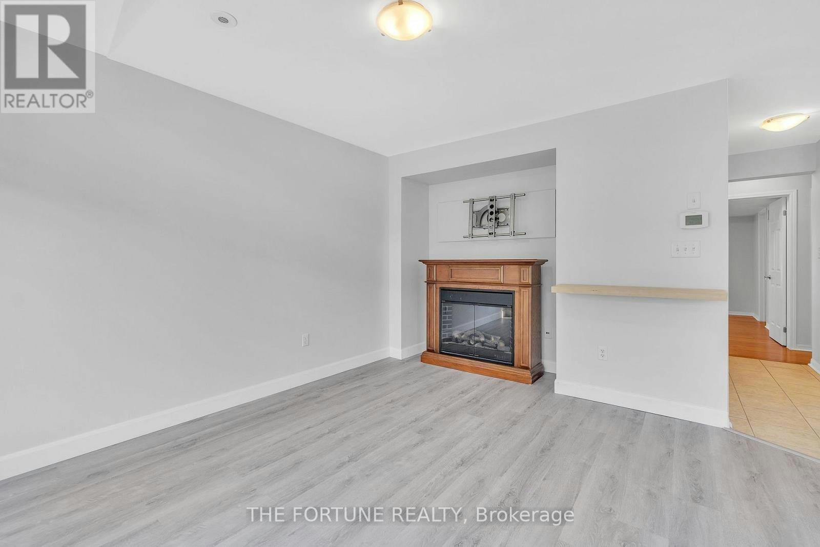 6-720 Neighbourhood Circle S, Mississauga, ON, L5B 0B4 - 15