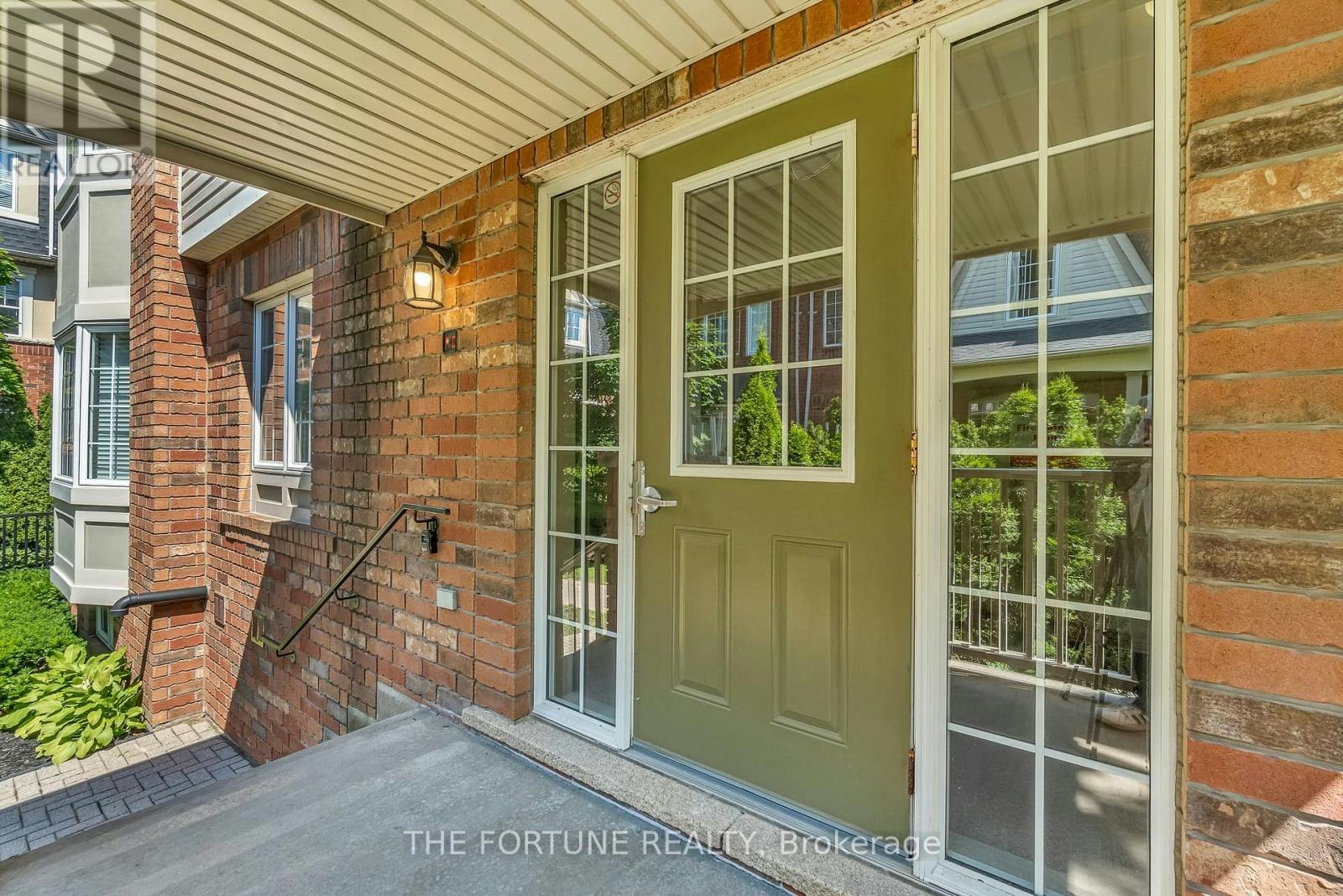 6-720 Neighbourhood Circle S, Mississauga, ON, L5B 0B4 - 21