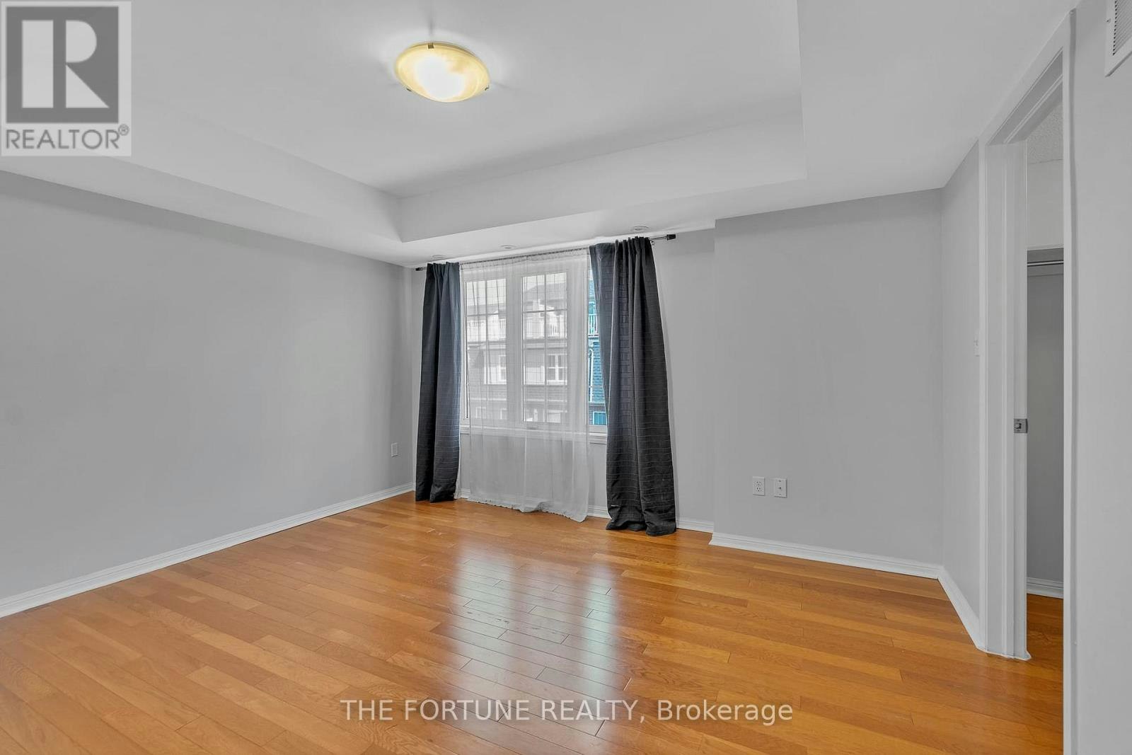 6-720 Neighbourhood Circle S, Mississauga, ON, L5B 0B4 - 9