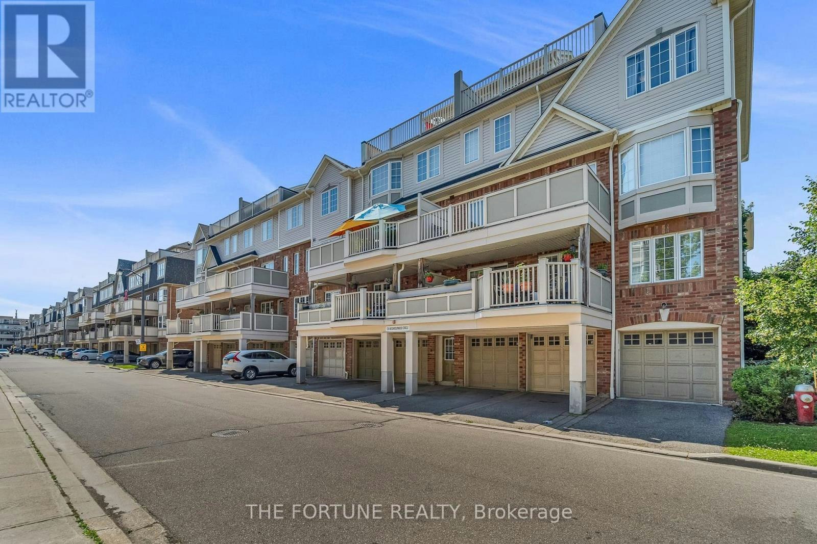 6-720 Neighbourhood Circle S, Mississauga, ON, L5B 0B4 - 2