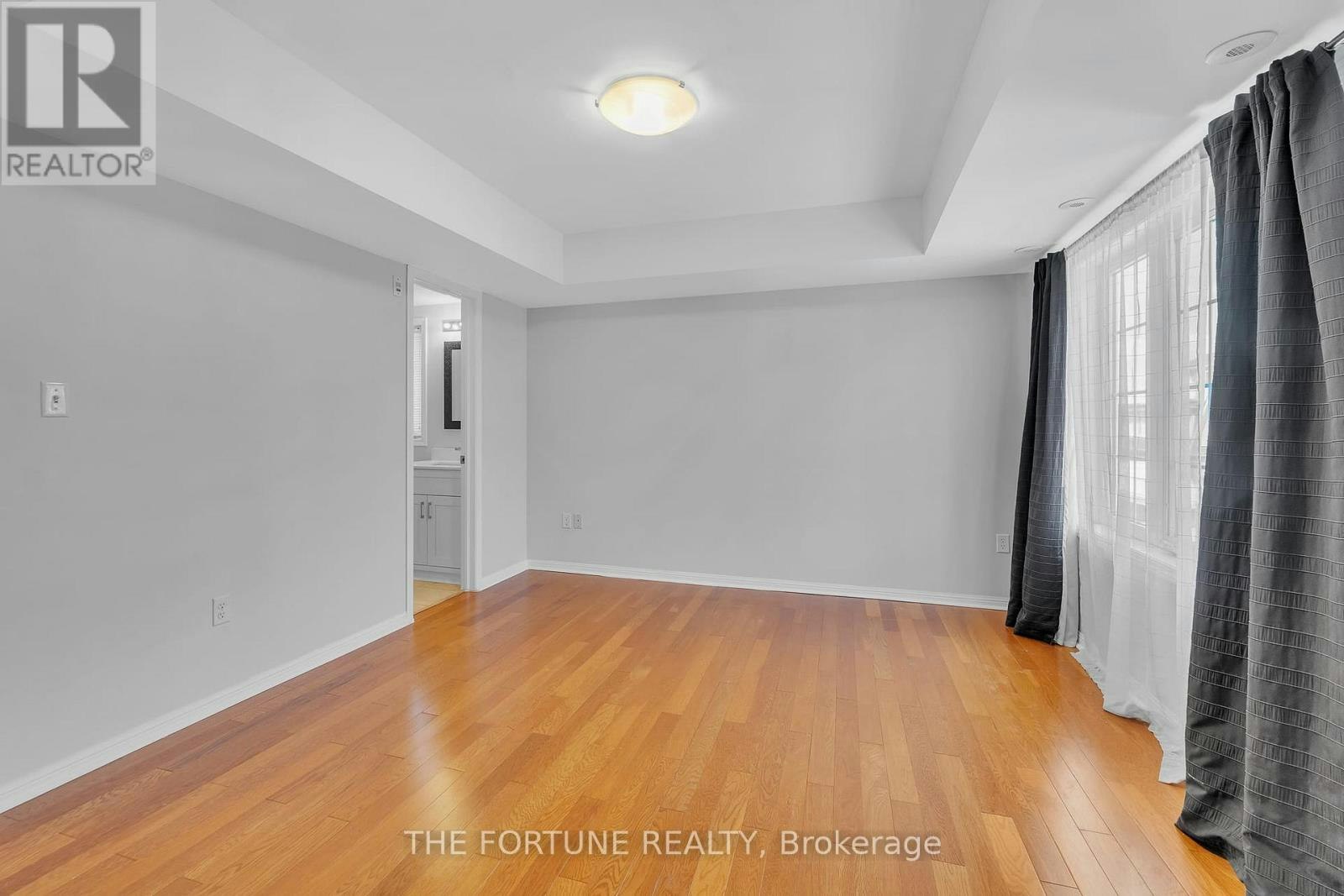 6-720 Neighbourhood Circle S, Mississauga, ON, L5B 0B4 - 11