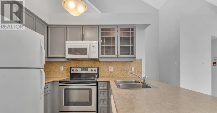 6-720 Neighbourhood Circle S, Mississauga, ON, L5B 0B4 - 5