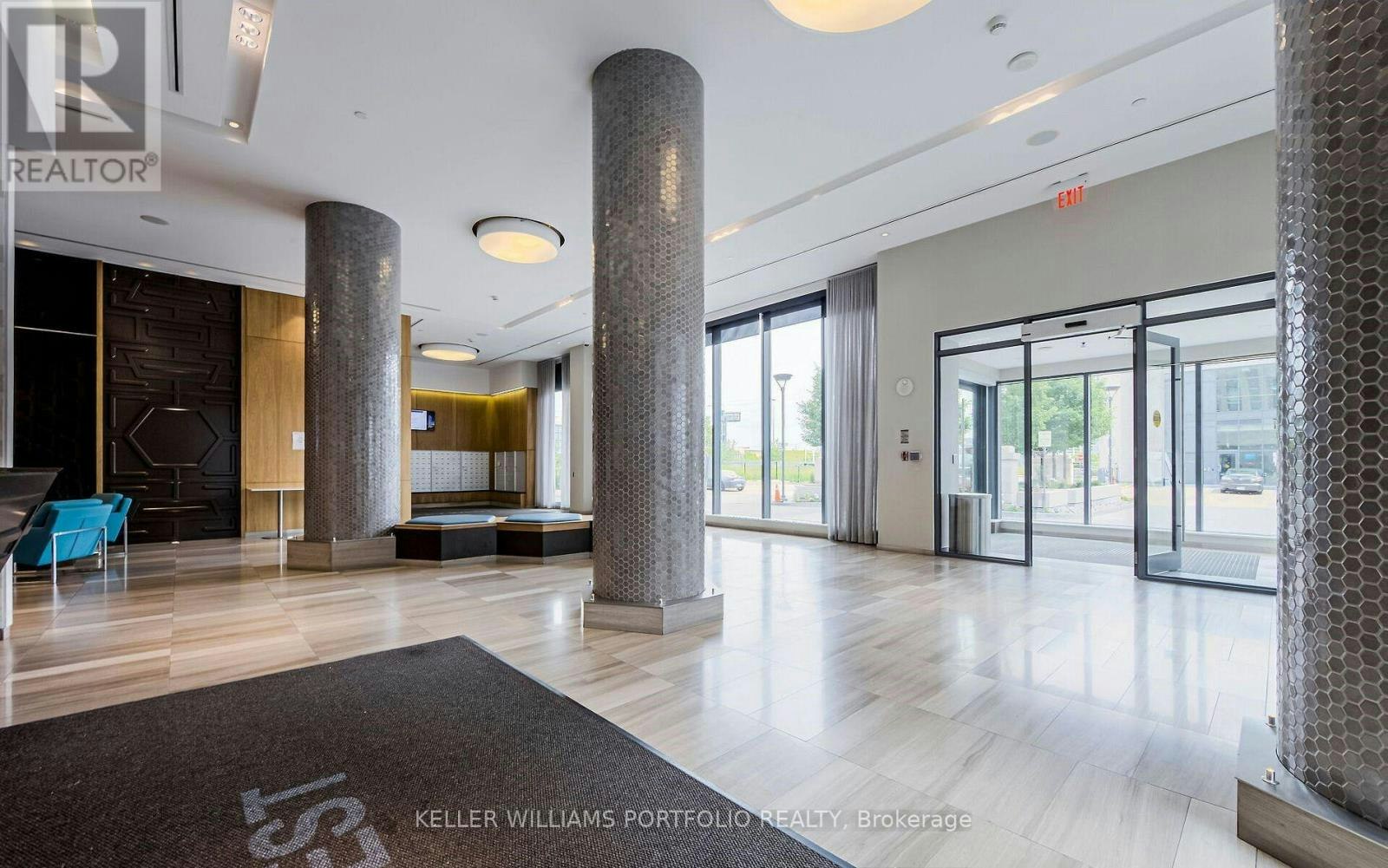 1006-36 Park Lawn Road, Toronto, ON, M8Y 3H8 - 3