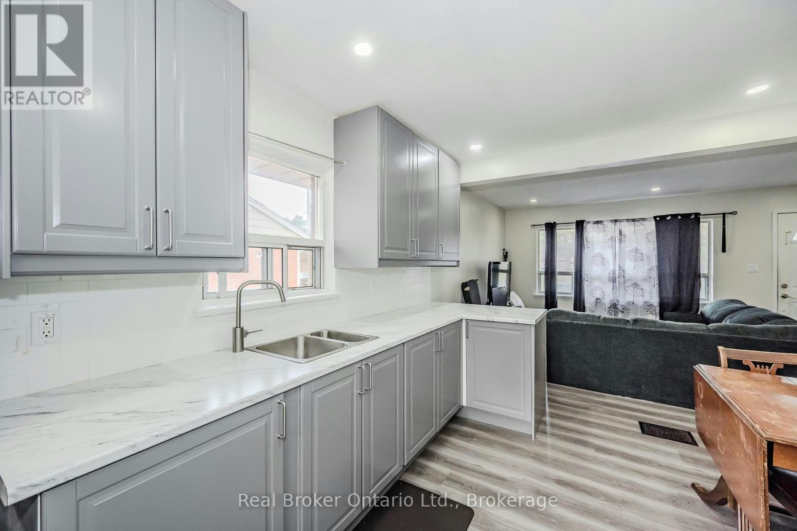 112 Victoria Road N, Guelph, ON, N1E 5H3 - 11