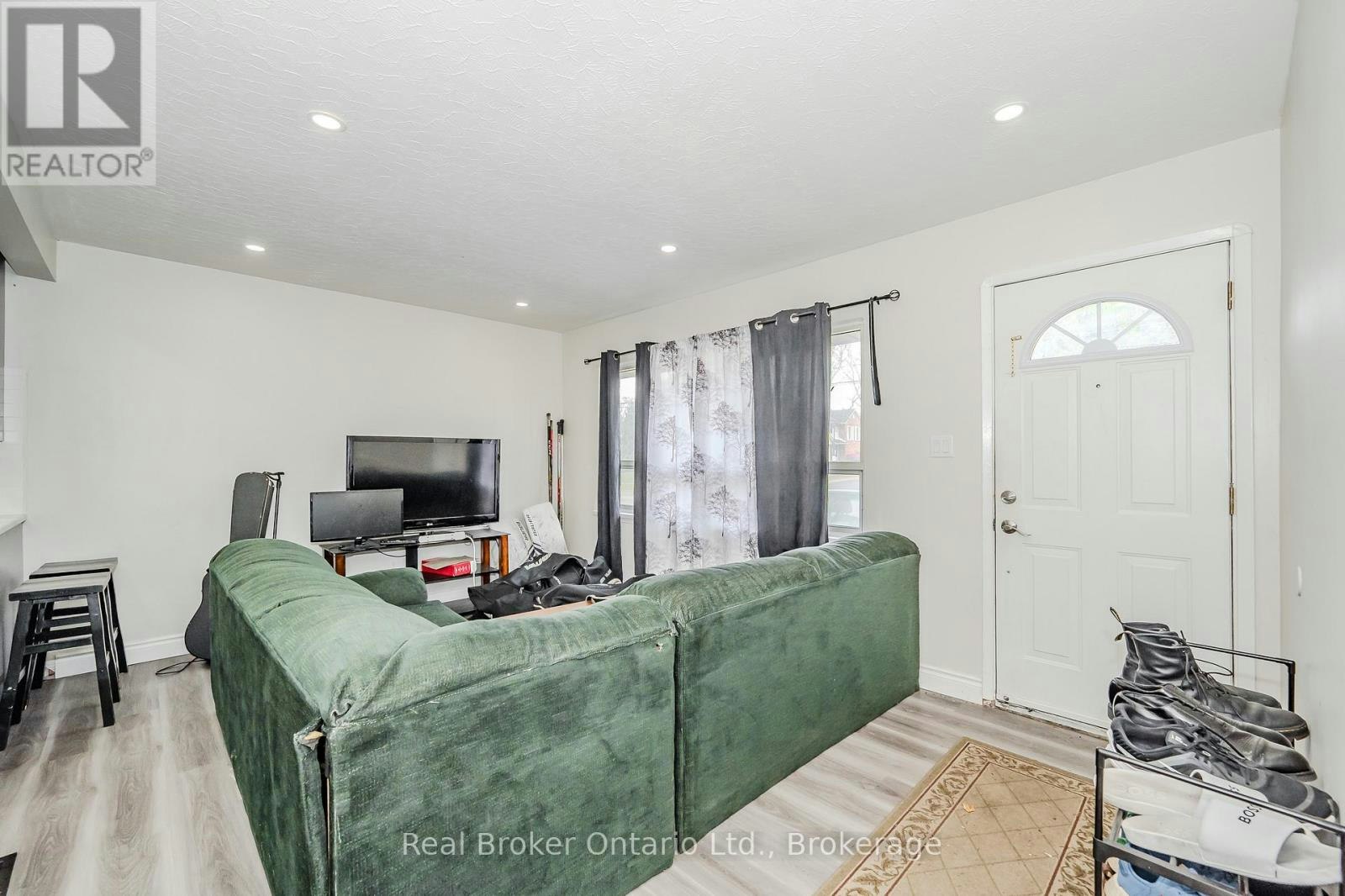 112 Victoria Road N, Guelph, ON, N1E 5H3 - 3