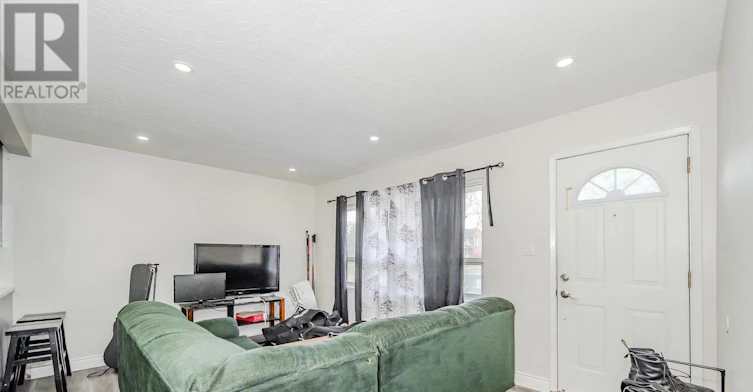 112 Victoria Road N, Guelph, ON, N1E 5H3 - 3