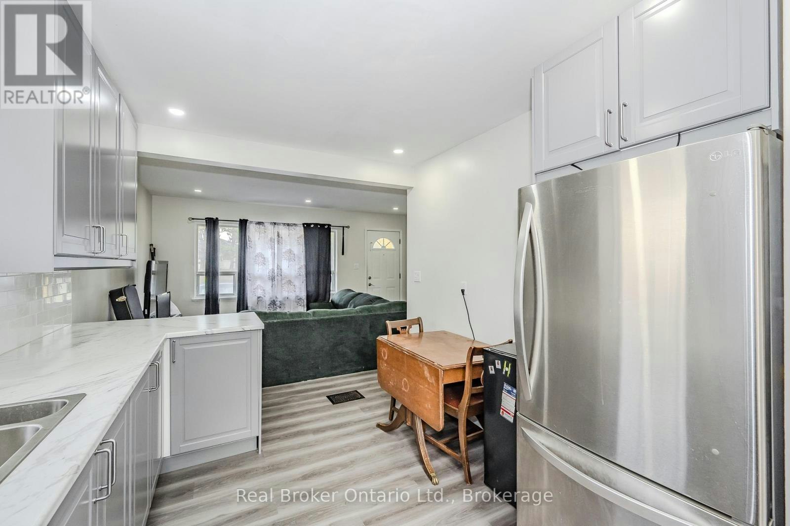 112 Victoria Road N, Guelph, ON, N1E 5H3 - 10