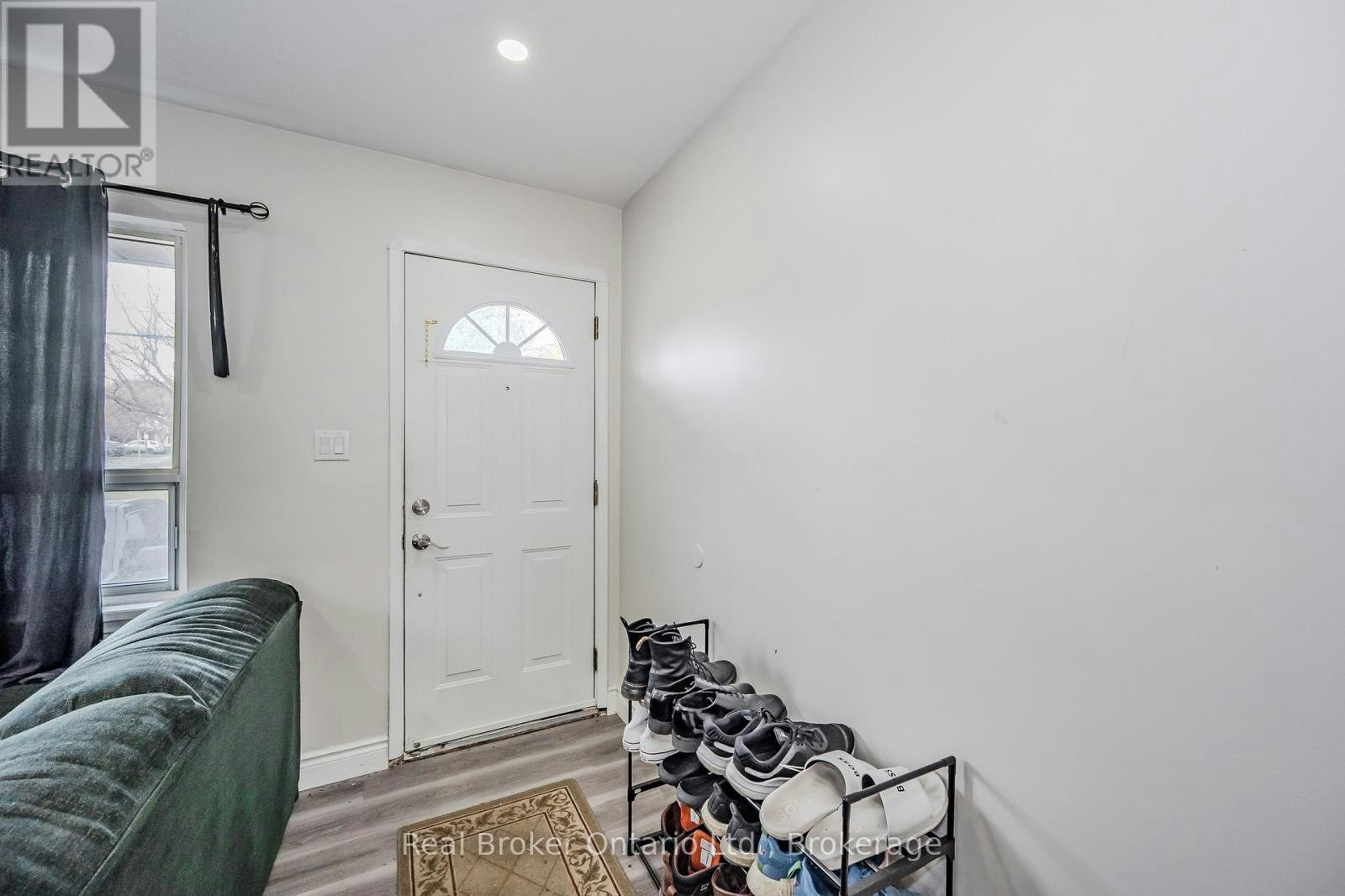 112 Victoria Road N, Guelph, ON, N1E 5H3 - 2