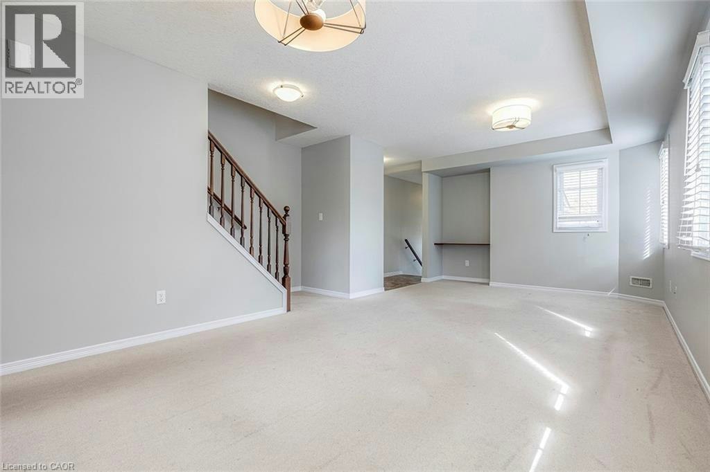 B-935 Glasgow Street, Kitchener, ON, N2N 0B5 - 8