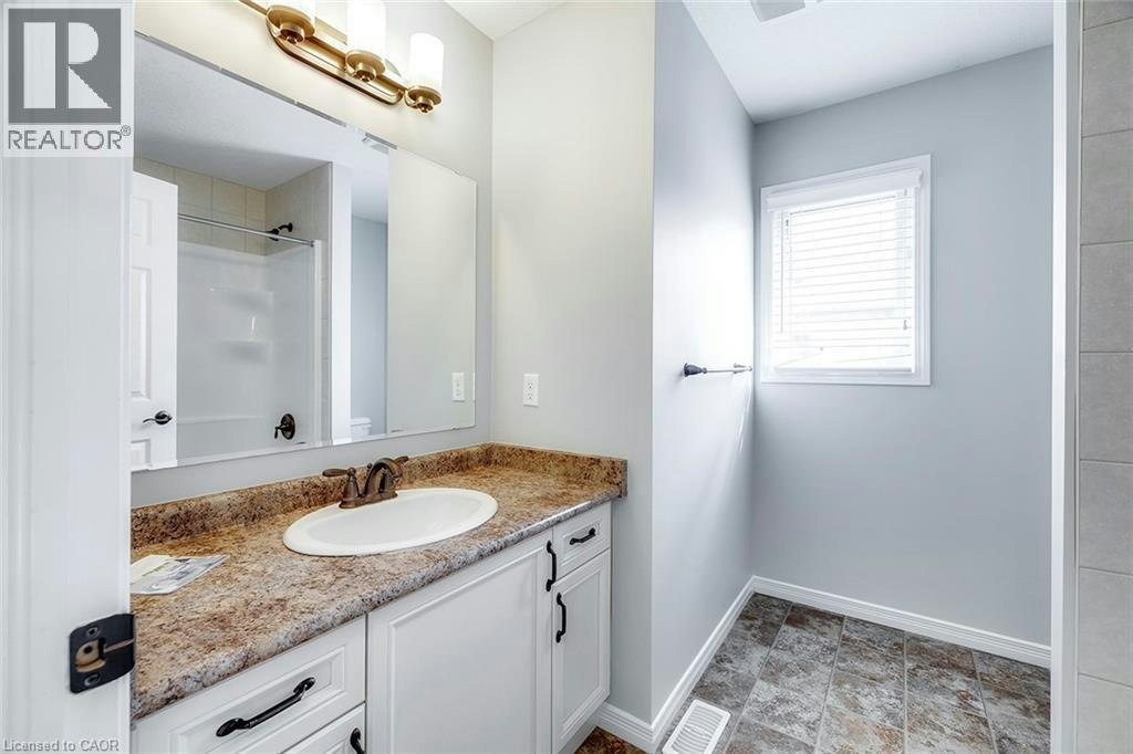 B-935 Glasgow Street, Kitchener, ON, N2N 0B5 - 20