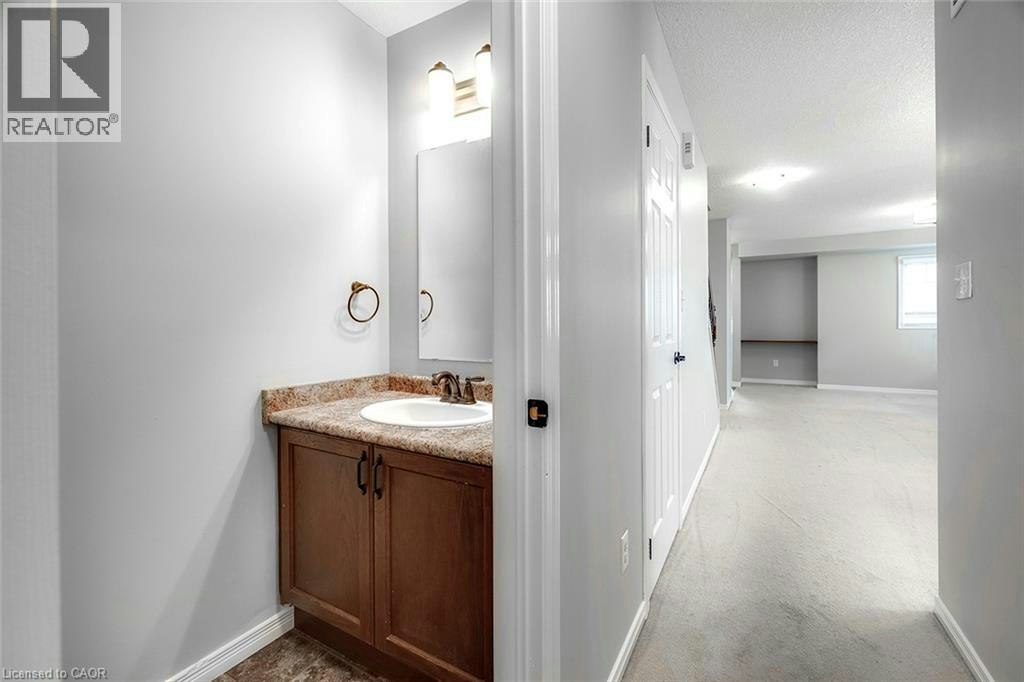 B-935 Glasgow Street, Kitchener, ON, N2N 0B5 - 12