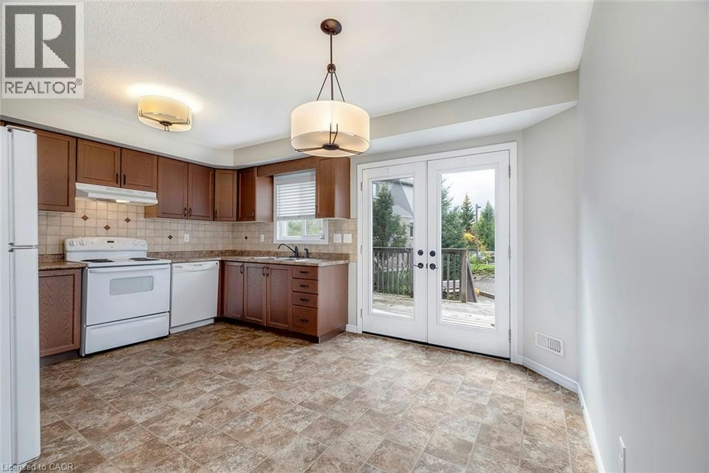 B-935 Glasgow Street, Kitchener, ON, N2N 0B5 - 9