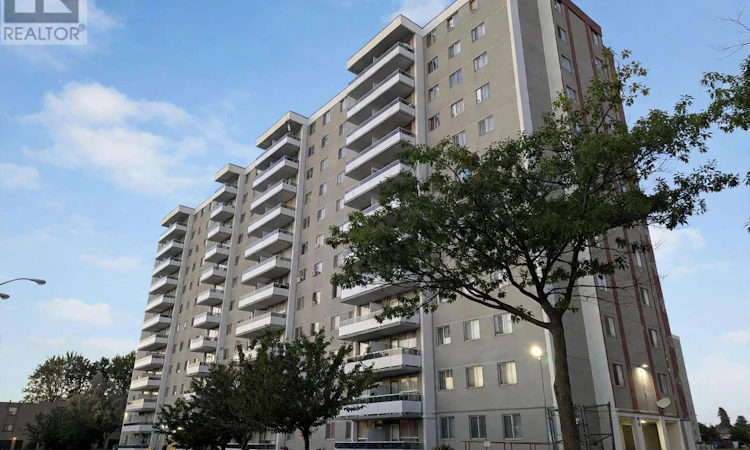 605-100 Lotherton Pathway