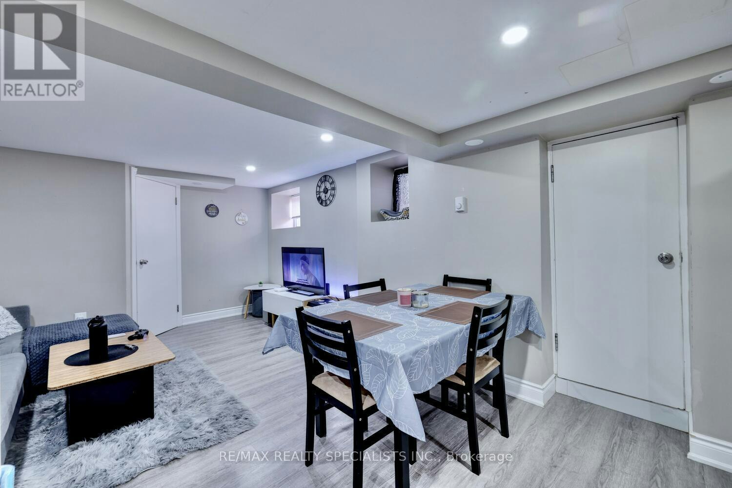 4-118 Fairholt Road S, Hamilton, ON, L8M 2T7 - 4