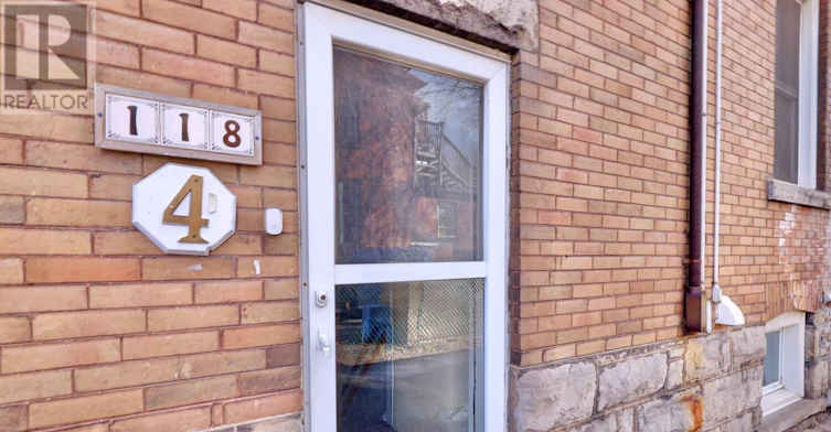 4-118 Fairholt Road S, Hamilton, ON, L8M 2T7 - 5