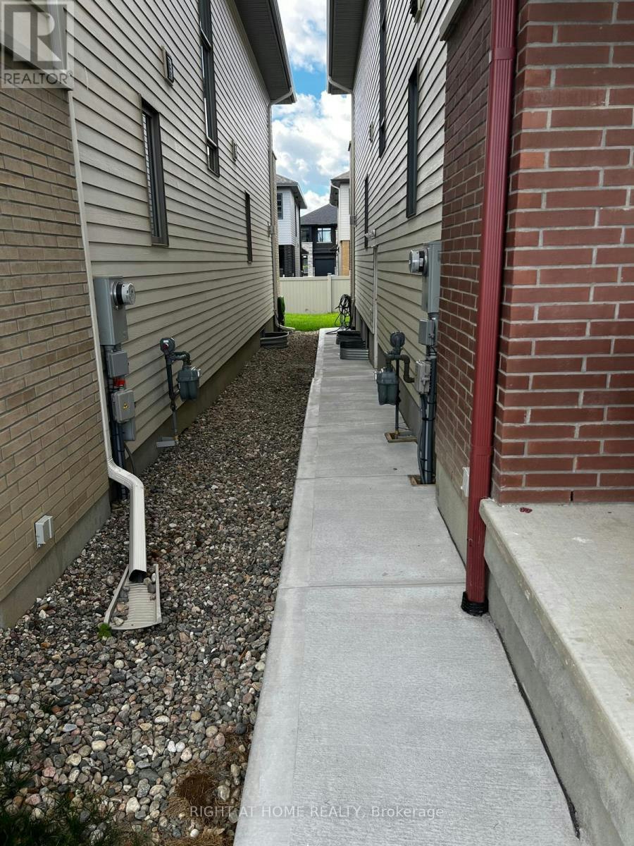 B-159 Rockmelon Street, Ottawa, ON, K1X 0K6 - 3