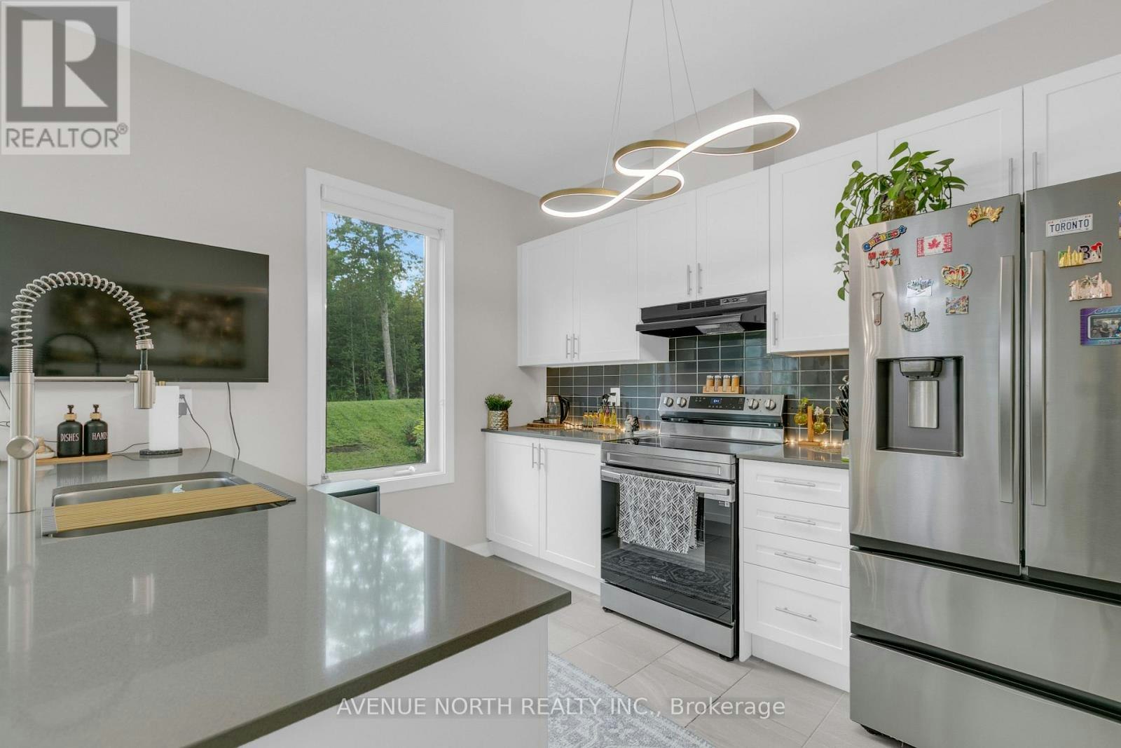 360 Appalachian Circle, Manotick, ON, K2J 6X3 - 8