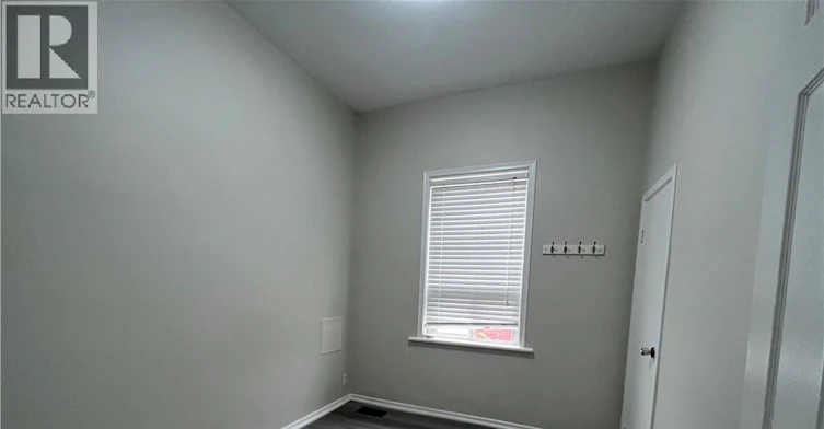 36 Pearl Street, Brantford, ON, N3T 3N6 - 8