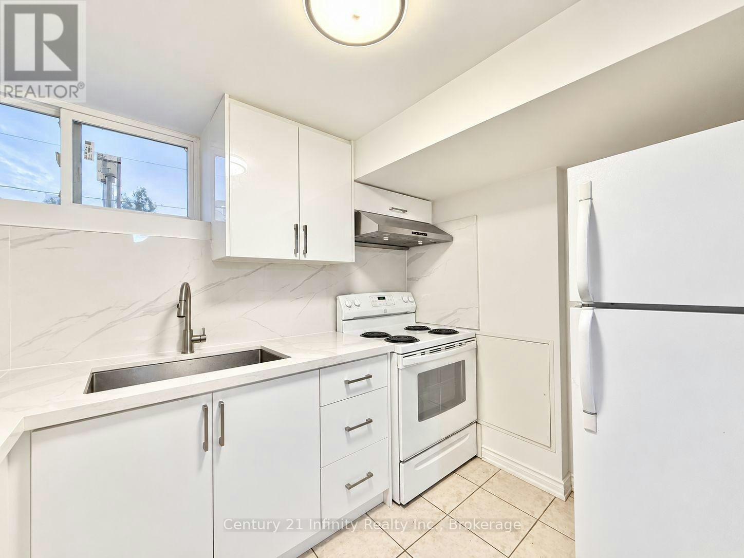 701 Maria Street, Whitby, ON, L1N 1P9 - 5