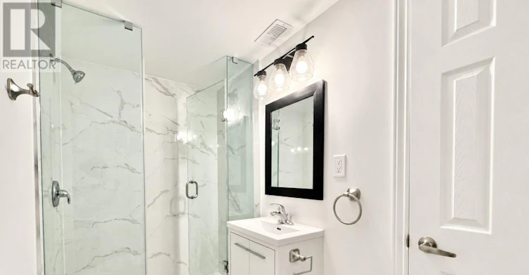 701 Maria Street, Whitby, ON, L1N 1P9 - 8