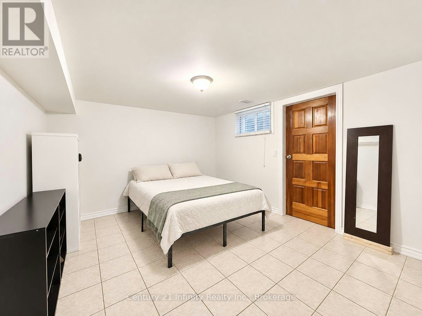 701 Maria Street, Whitby, ON, L1N 1P9 - 9