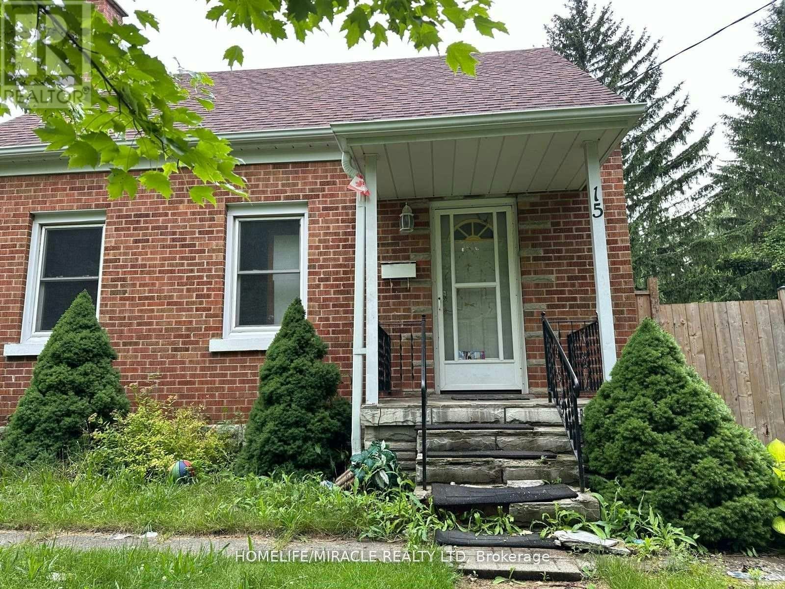 15 Beverley Street, Waterloo, ON, N2L 2H5