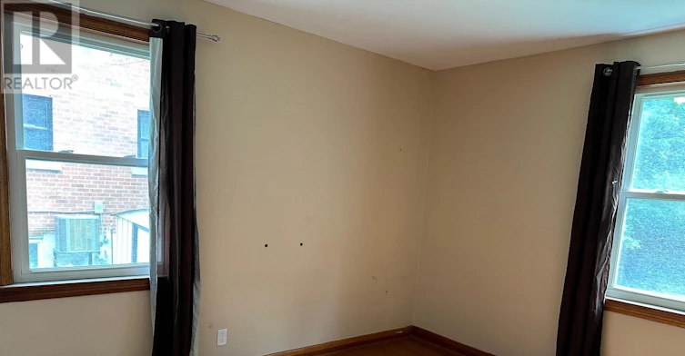 15 Beverley Street, Waterloo, ON, N2L 2H5 - 3