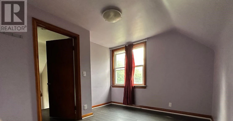 15 Beverley Street, Waterloo, ON, N2L 2H5 - 9