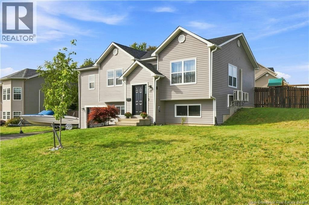 75 Barker Street, Oromocto, NB, E2V 2C1