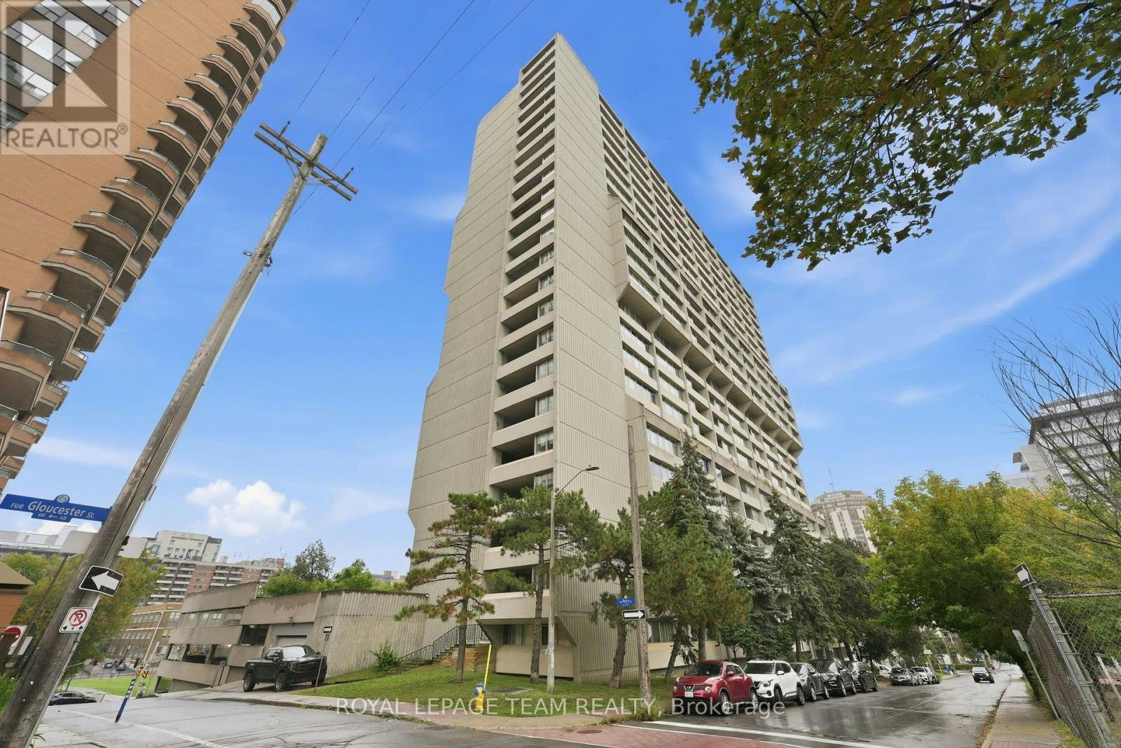 801-530 Laurier Avenue W, Ottawa, ON, K1R 7T1