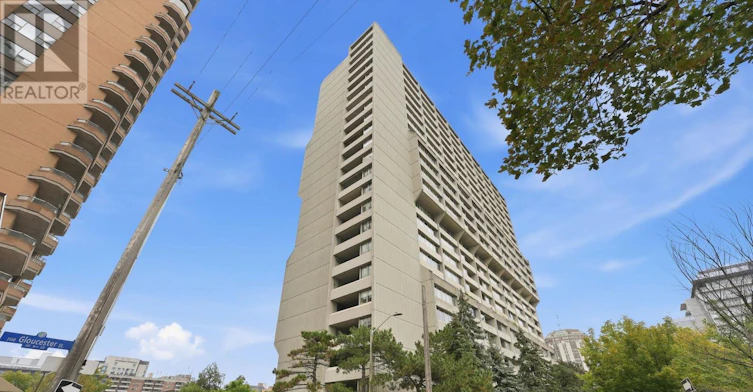 801-530 Laurier Avenue W, Ottawa, ON, K1R 7T1