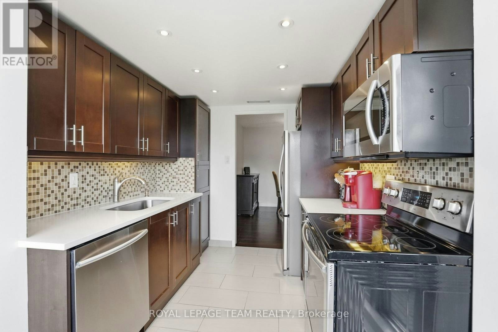 801-530 Laurier Avenue W, Ottawa, ON, K1R 7T1 - 16