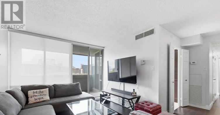 801-530 Laurier Avenue W, Ottawa, ON, K1R 7T1 - 9
