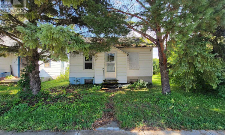 216 Sixth Street