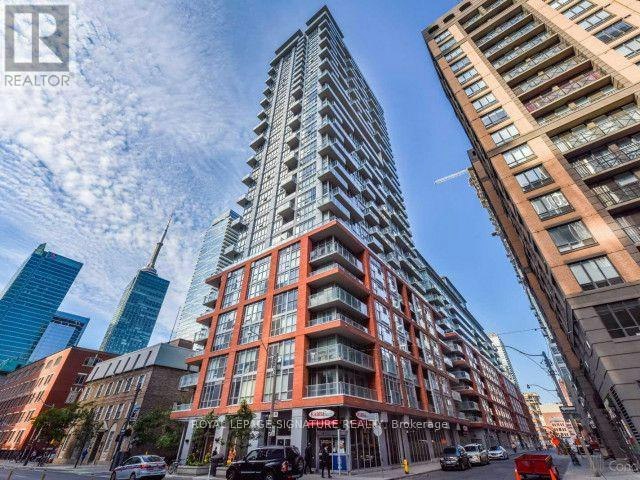 1809-126 Simcoe Street, Toronto, ON, M5H 4E6