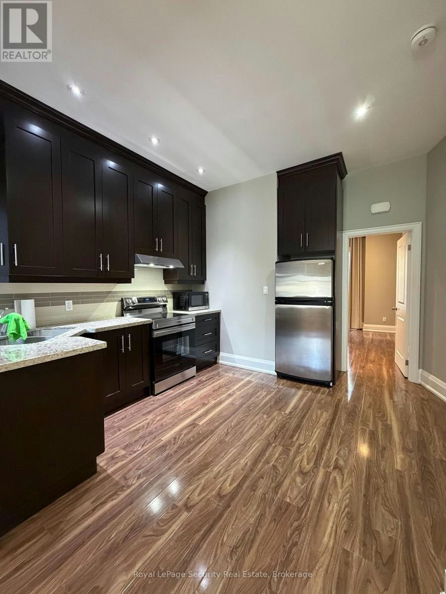 15 Coolmine Road, Toronto, ON, M6J 3G1 - 5