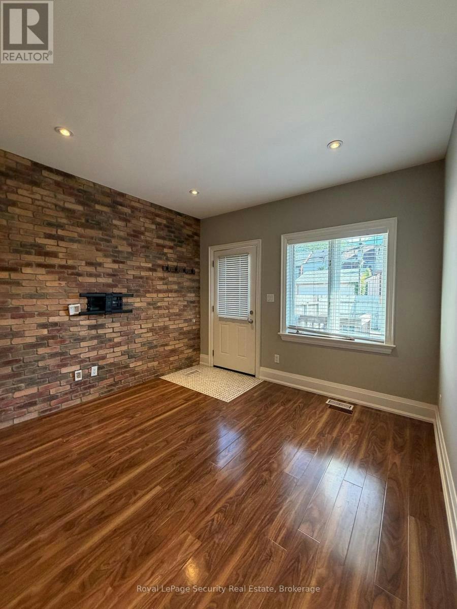 15 Coolmine Road, Toronto, ON, M6J 3G1 - 2