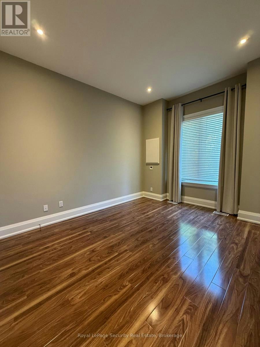 15 Coolmine Road, Toronto, ON, M6J 3G1 - 6