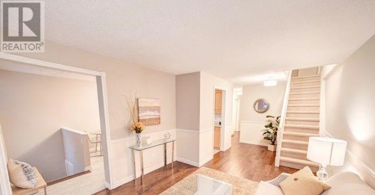 104 Willow(main Floor Lane, Newmarket, ON, L3Y 4J2 - 5