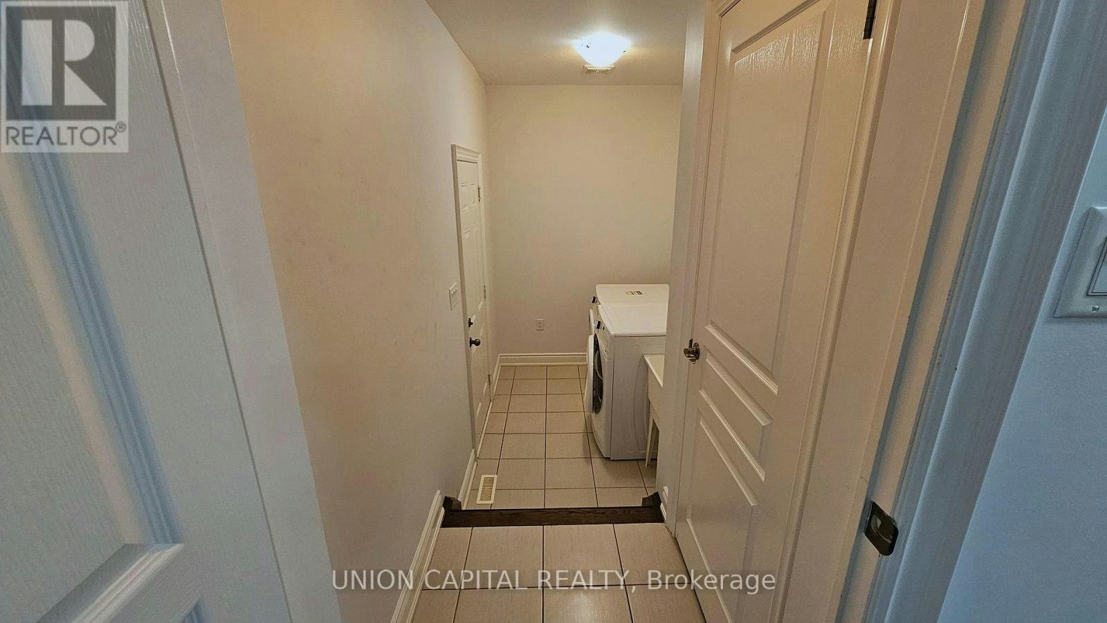 168 Roy Harper Avenue, Aurora, ON, L4G 0V6 - 9