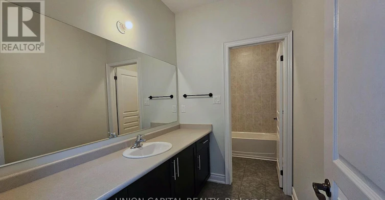 168 Roy Harper Avenue, Aurora, ON, L4G 0V6 - 14