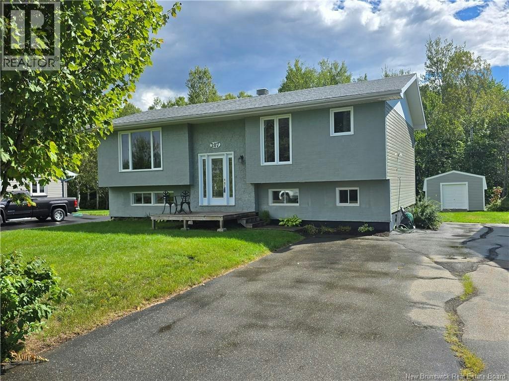 207 Jacques, Beresford, NB, E8K 1K8