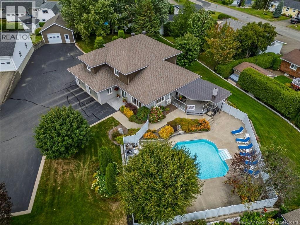 52 Levesque Street, Grand Falls, NB, E3Z 1A3