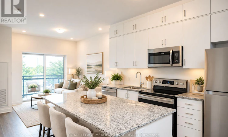 205-102 Grovewood Common