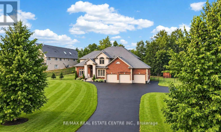 24 Brookhaven Crescent