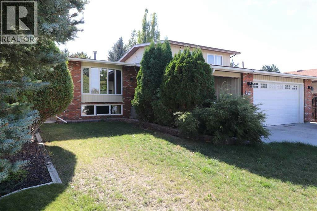 78 Tudor Boulevard S, Lethbridge, AB, T1K 5C4