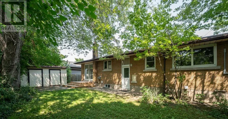 LOWER-10 Cullen Drive, St. Catharines, ON, L2T 3H1