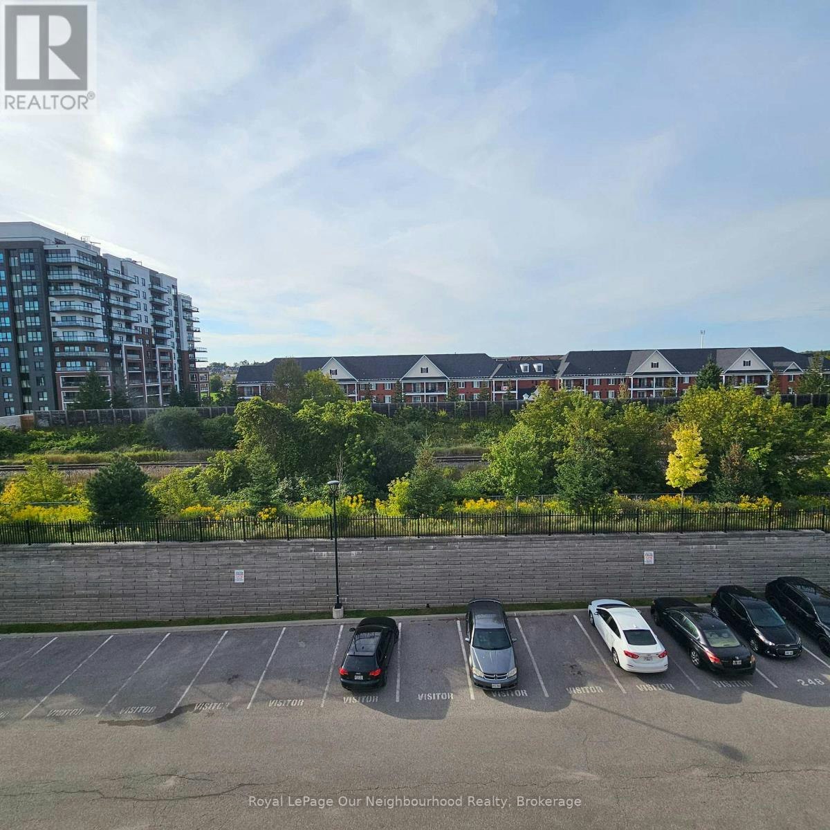 411-80 Aspen Springs Drive, Clarington, ON, L1C 0V4 - 6
